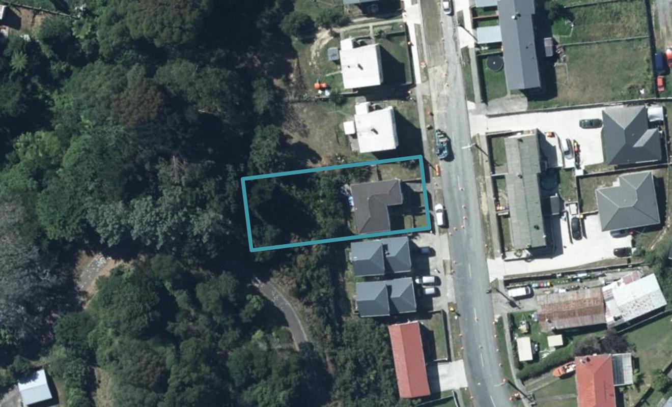 70 Hampshire Street, Cannons Creek, Porirua - Carousel 1