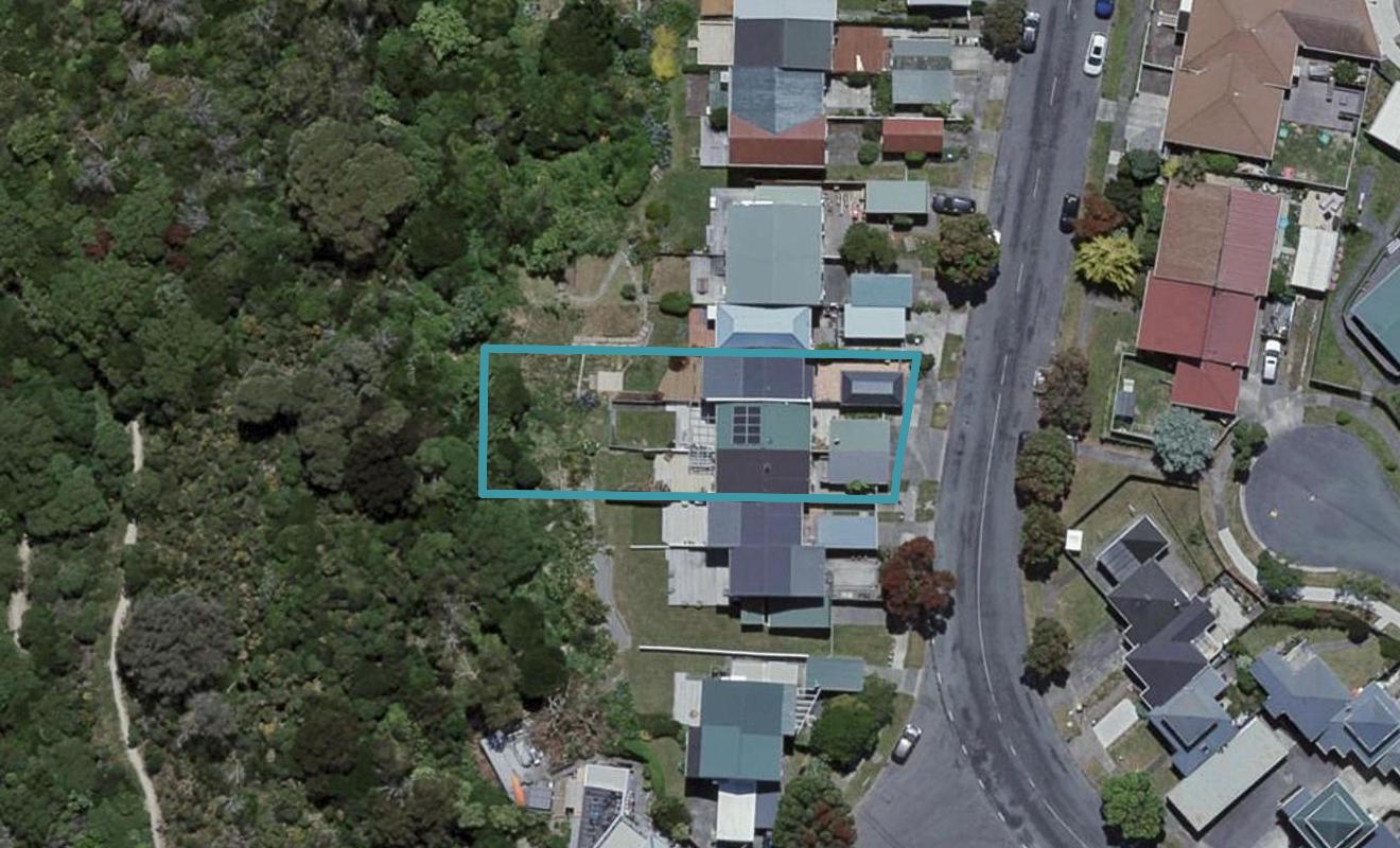 123 Akaroa Drive, Maupuia, Wellington - Carousel 1