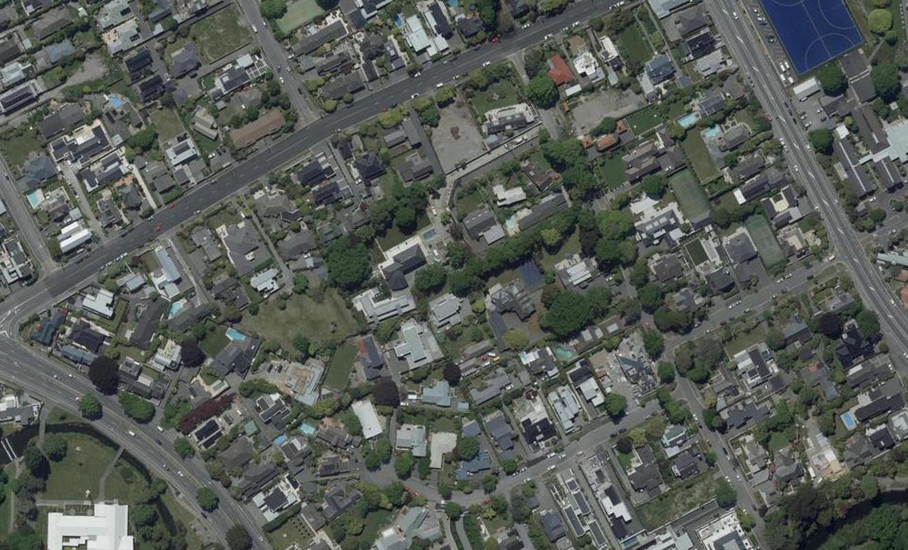 33 Helmores Lane, Merivale, Christchurch - Carousel 1