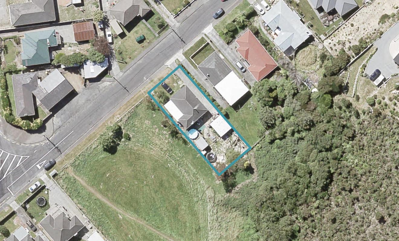 38 Nelson Crescent, Wainuiomata, Lower Hutt - Carousel 1