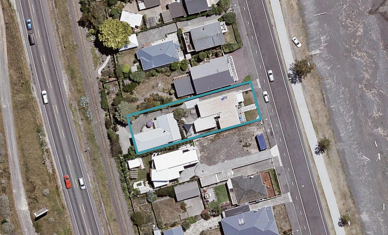84B The Esplanade, Westshore, Napier - Carousel 1