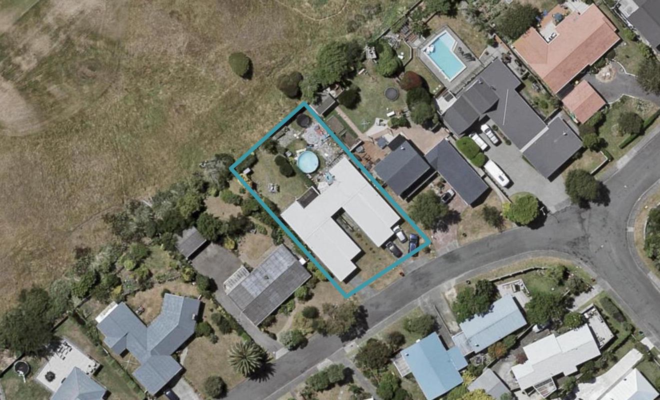33 Callender Terrace, Paraparaumu Beach, Paraparaumu - Carousel 1