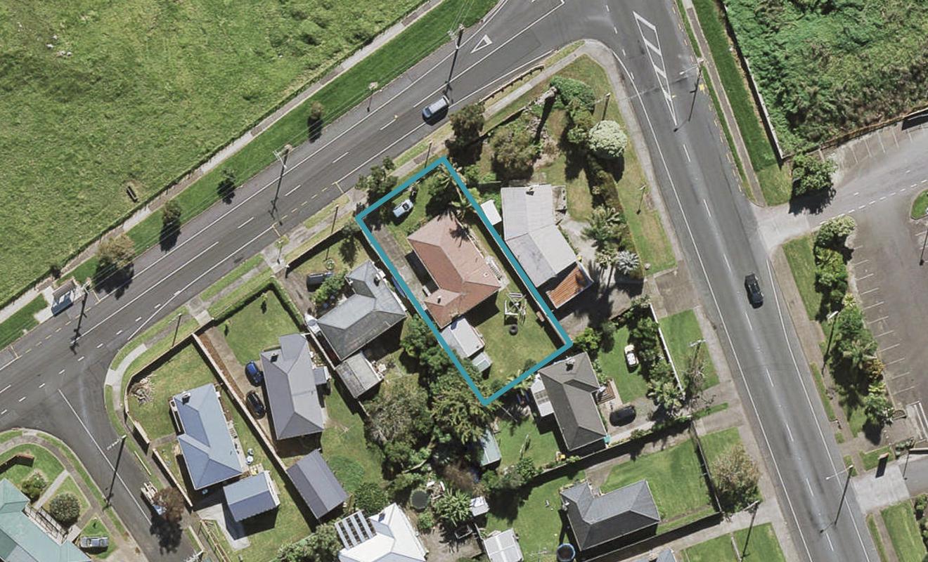 3 Mountain Road, Mangere Bridge, Auckland - Carousel 1