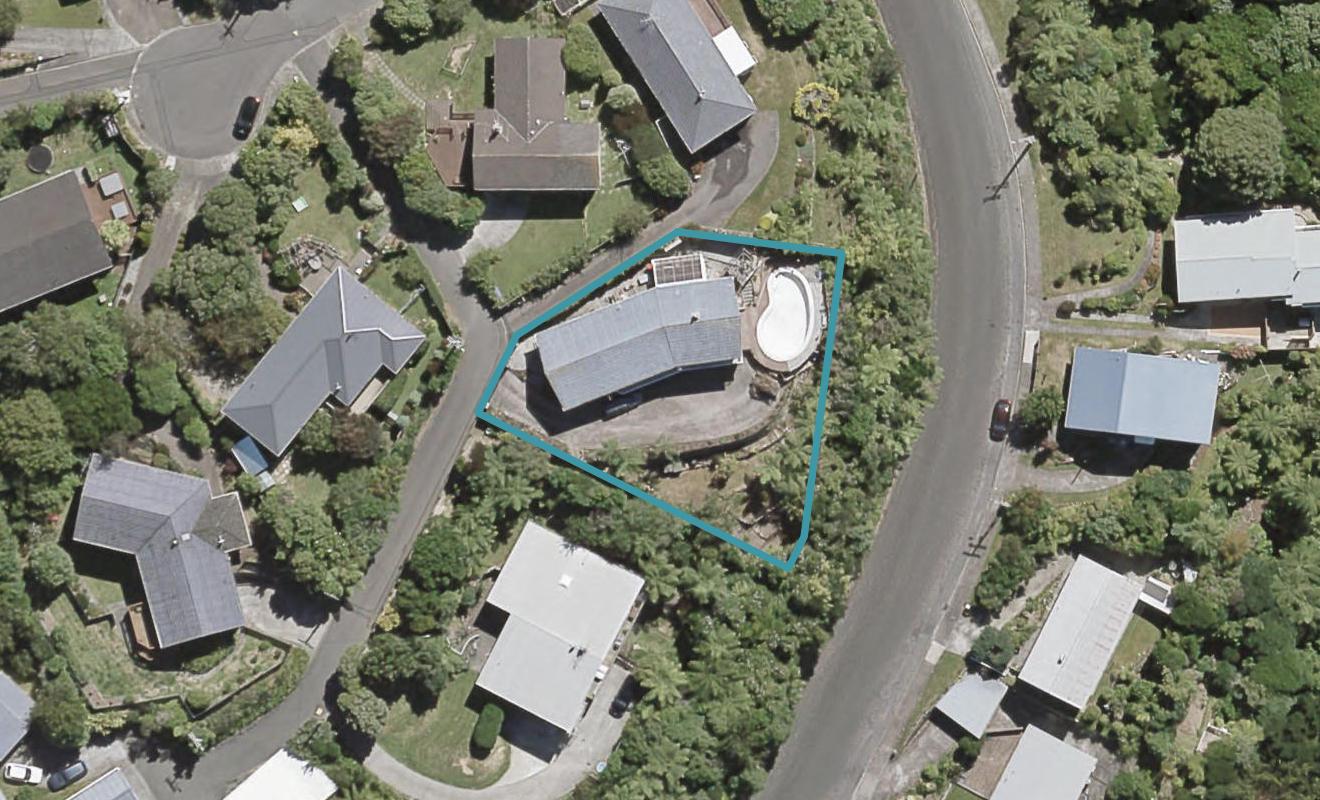 7 Bedford Grove, Kelson, Lower Hutt - Carousel 1