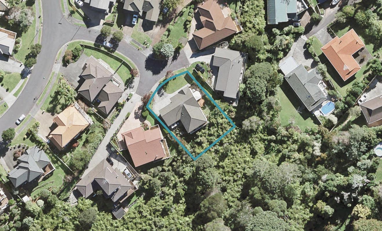 7 Lincoln Close, Northcross, Auckland - Carousel 1