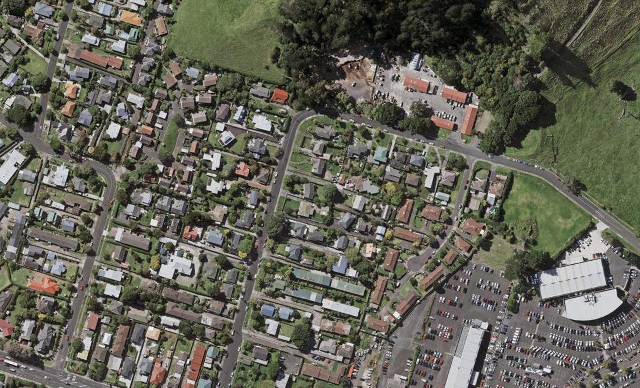 31D Mountain Road, Mount Wellington, Auckland - Carousel 1