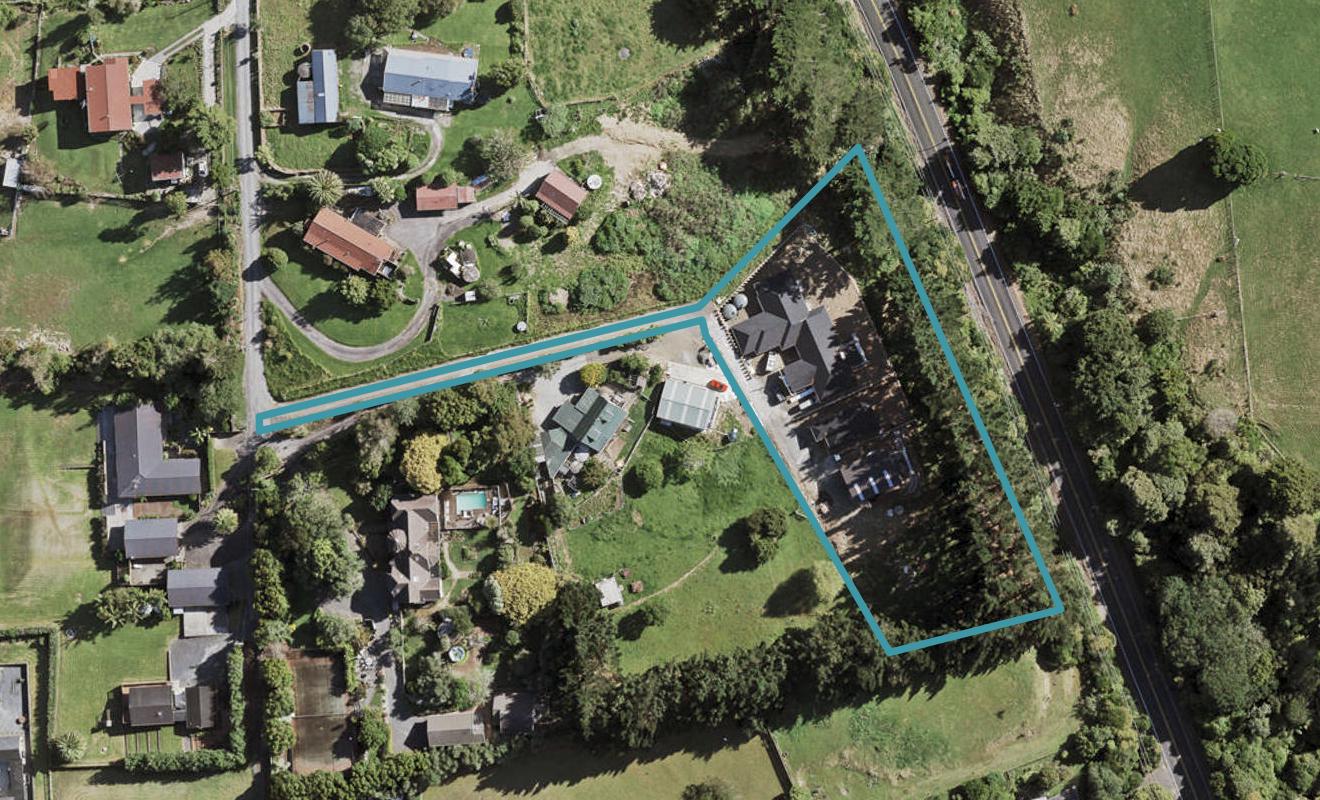 341B Redoubt Road, Totara Park, Auckland - Carousel 1