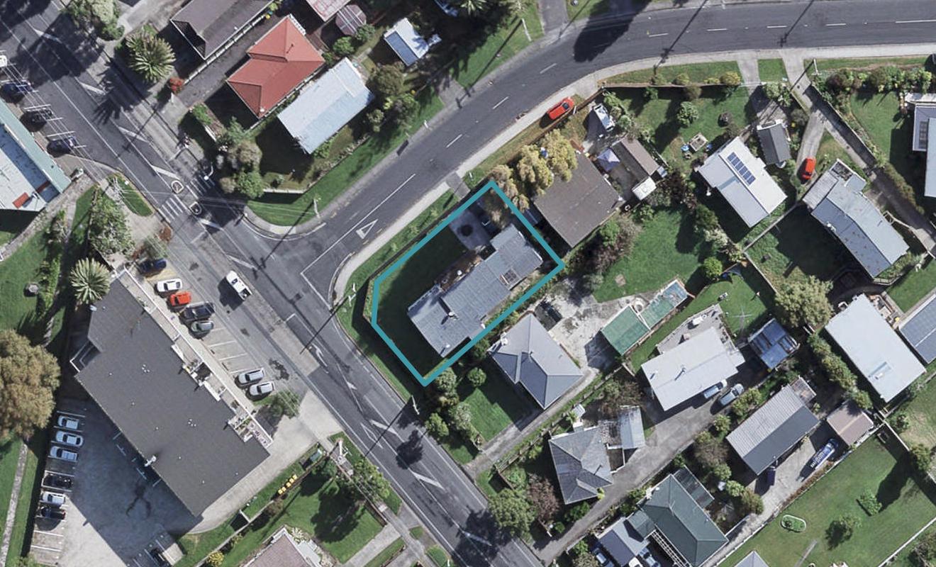 2 Parakai Avenue, Parakai, Helensville - Carousel 1