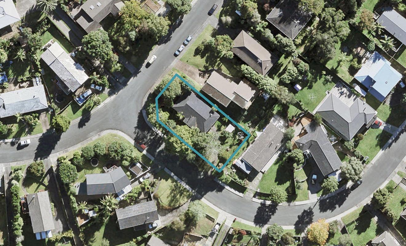 15 Corric Hill, Torbay, Auckland - Carousel 1