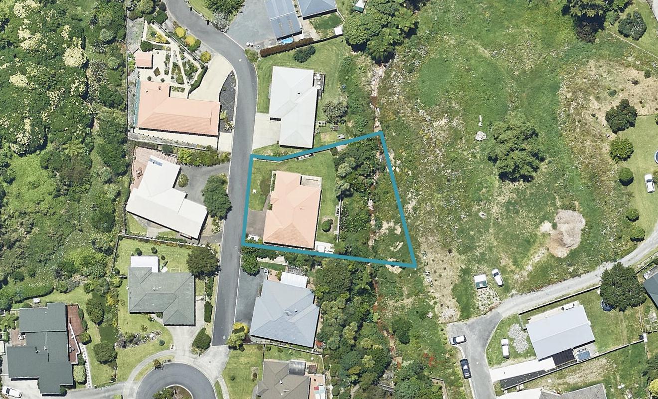 20 Bateleur Close, Welcome Bay, Tauranga - Carousel 1