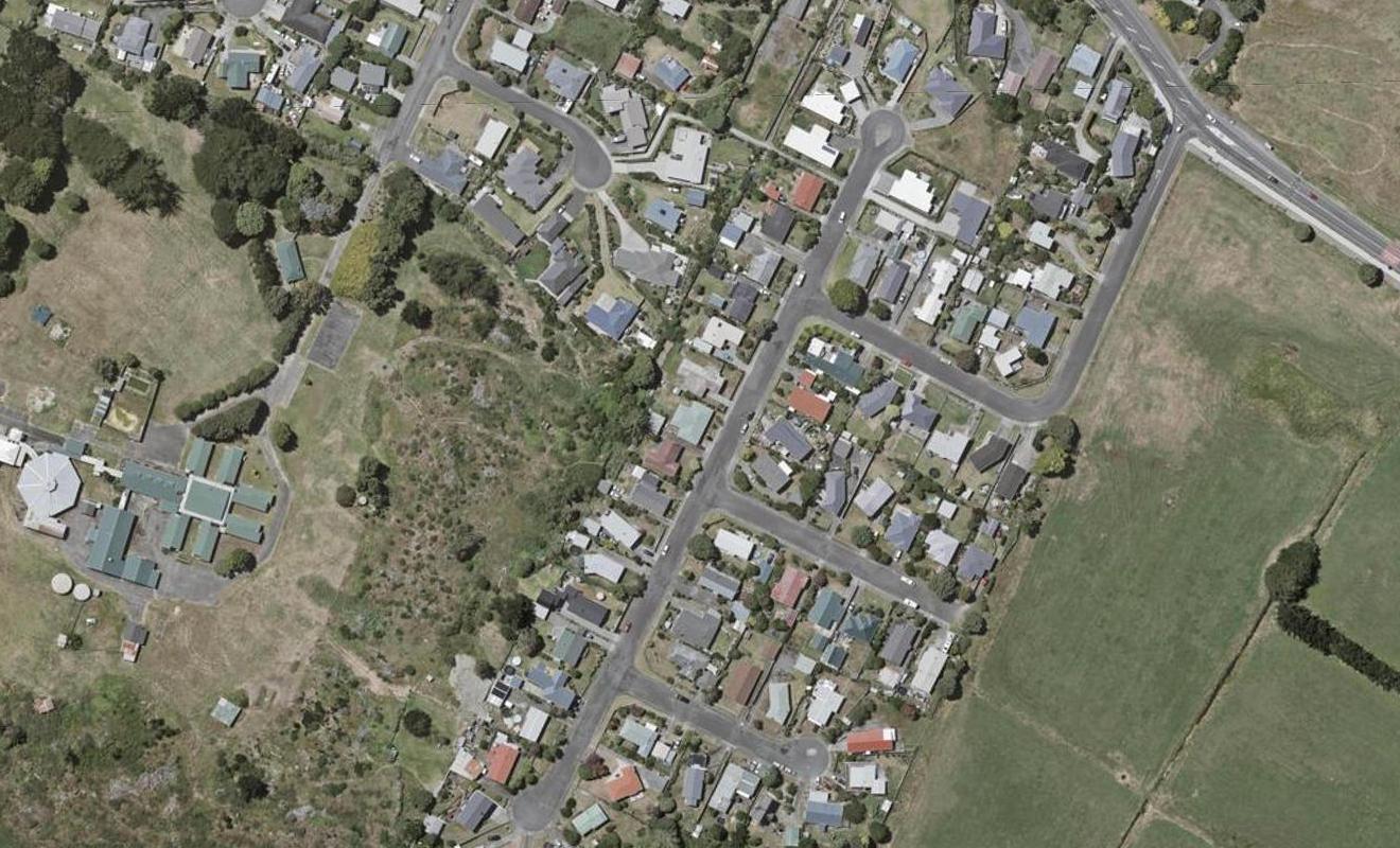 13 Mountainview Terrace, Otaki Beach, Otaki - Carousel 1