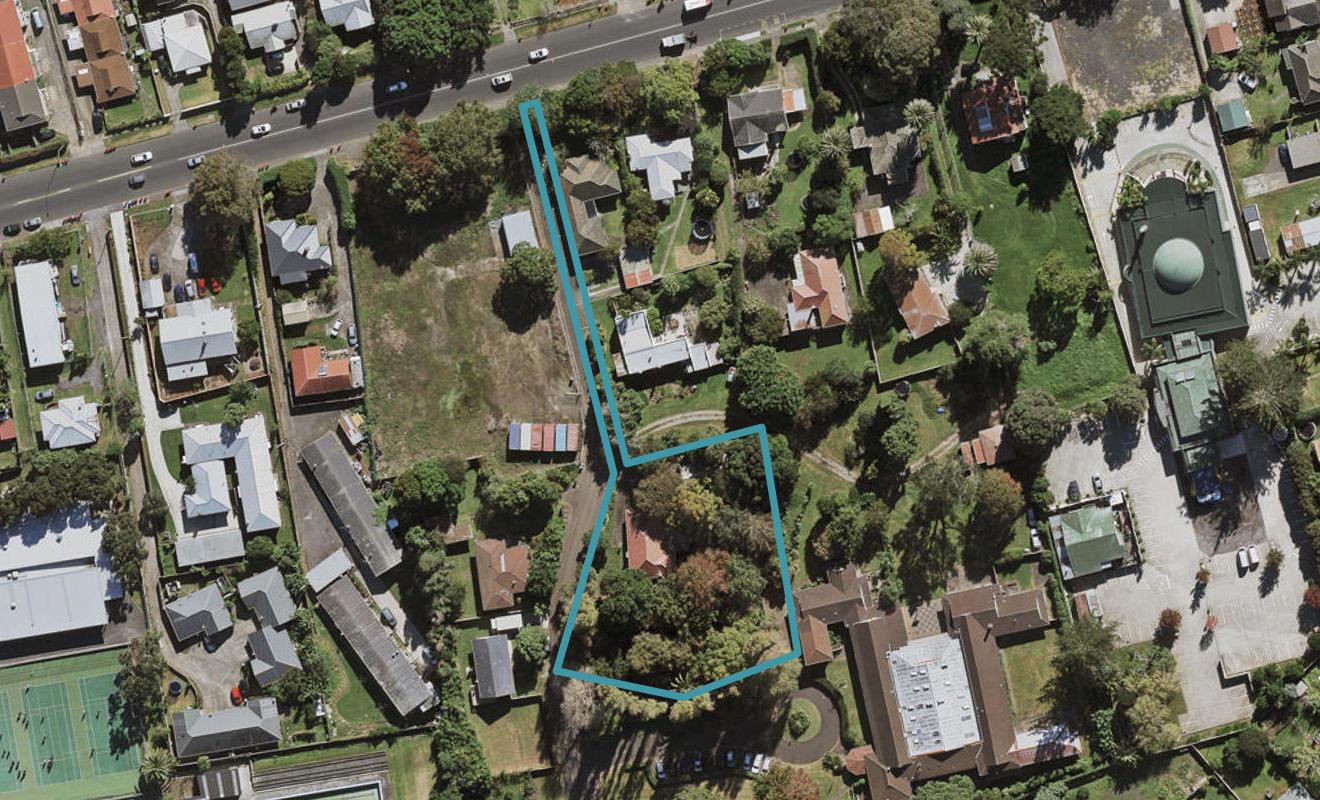 42 Mangere Road, Ōtāhuhu, Auckland - Carousel 1