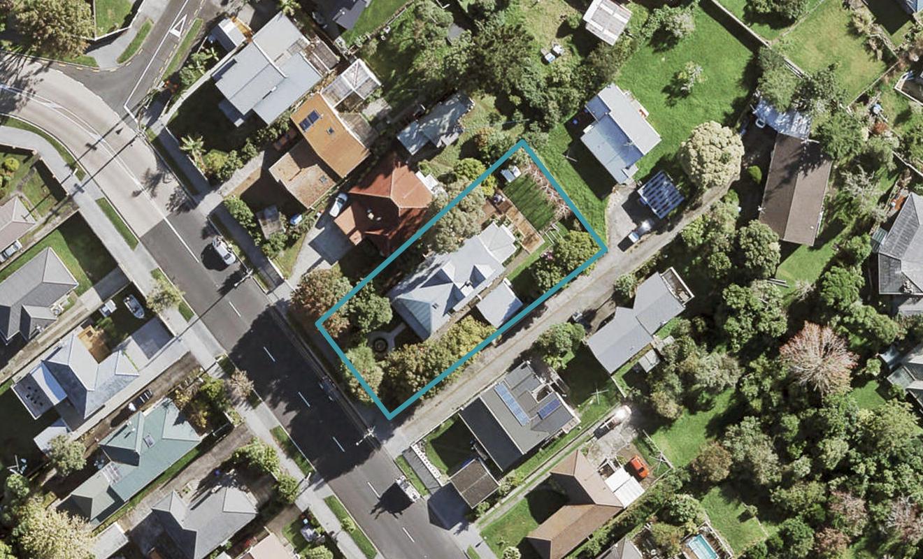 100 New Windsor Road, New Windsor, Auckland - Carousel 1