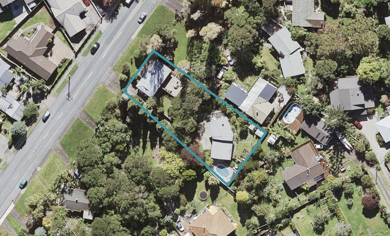 1/8 Avonleigh Road, Green Bay, Auckland - Carousel 1