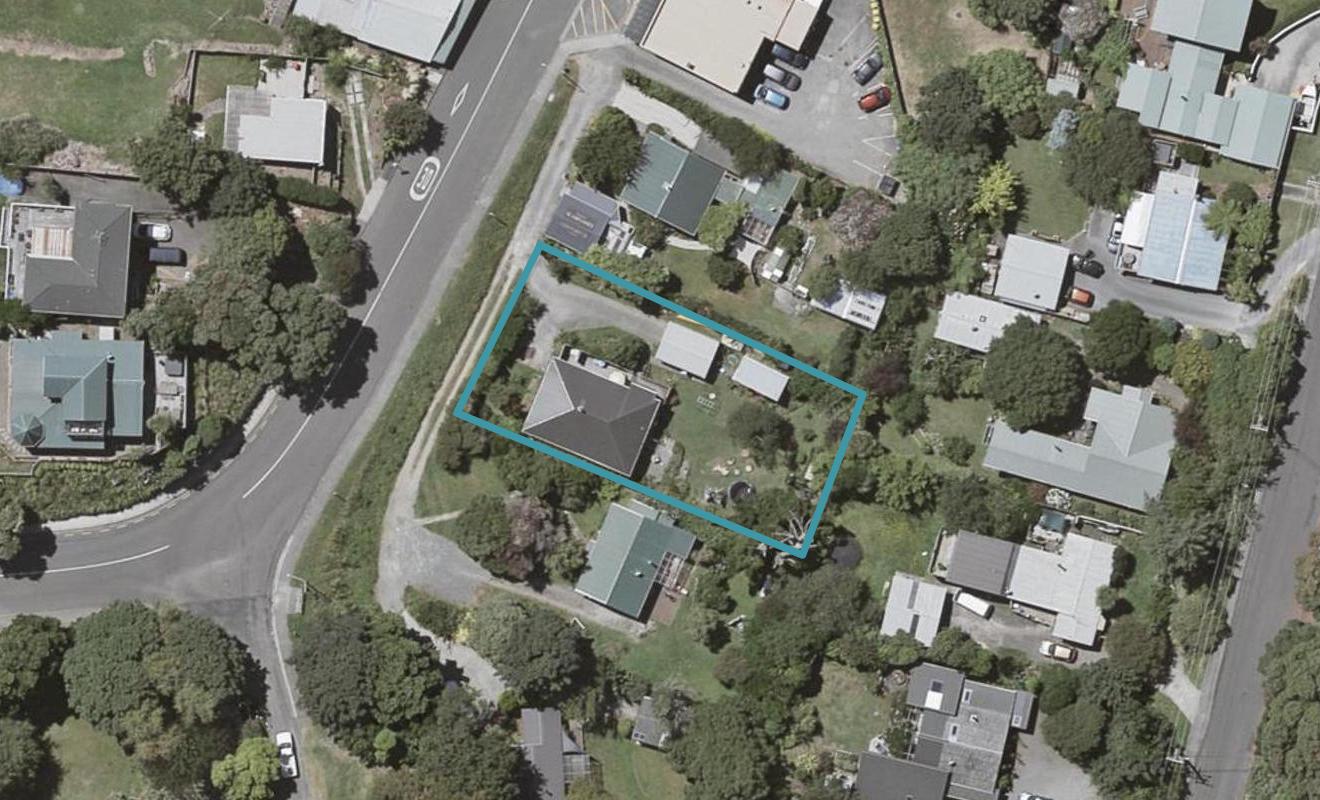 24 Poplar Avenue, Raumati South, Paraparaumu - Carousel 1