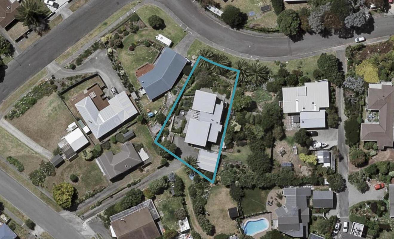 3A Pine Ridge Terrace, Waikanae Beach, Waikanae - Carousel 1