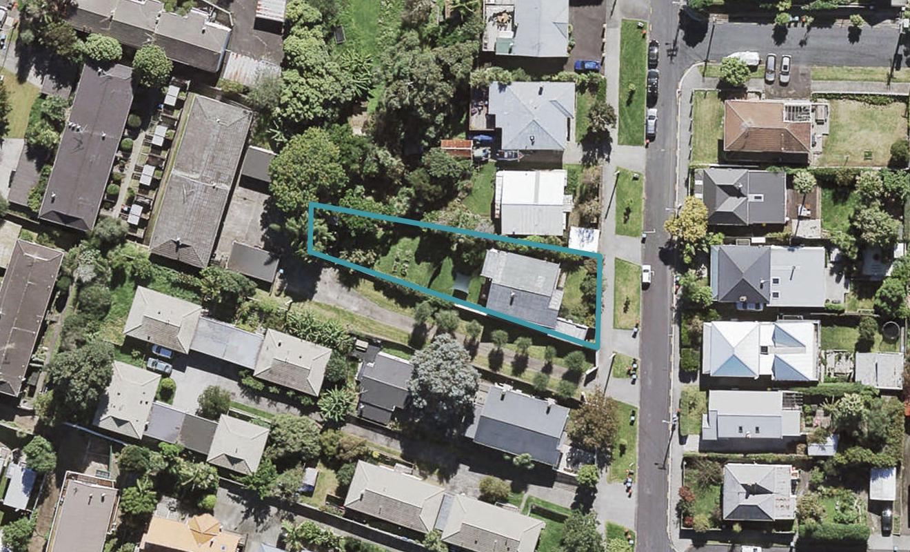 48 School Road, Morningside, Auckland - Carousel 1