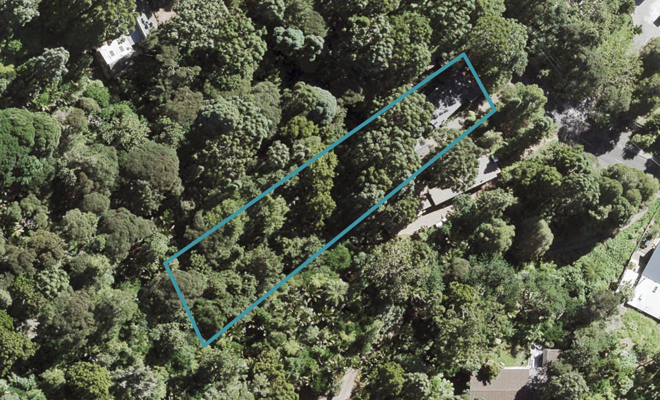 39 Sylvan Valley Avenue, Titirangi, Auckland - Carousel 1