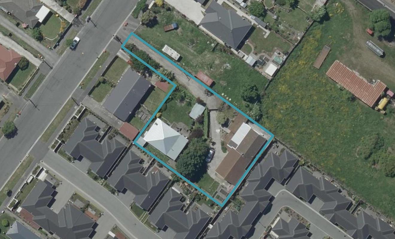 2/30 Saint Johns Street, Woolston, Christchurch - Carousel 1