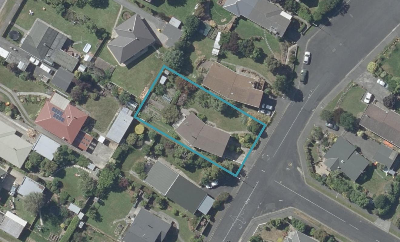 10 Edith Street, Fairfield, Dunedin - Carousel 1