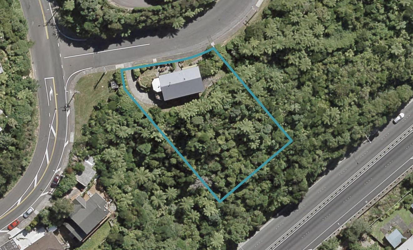 2 Sunshine Crescent, Kelson, Lower Hutt - Carousel 1