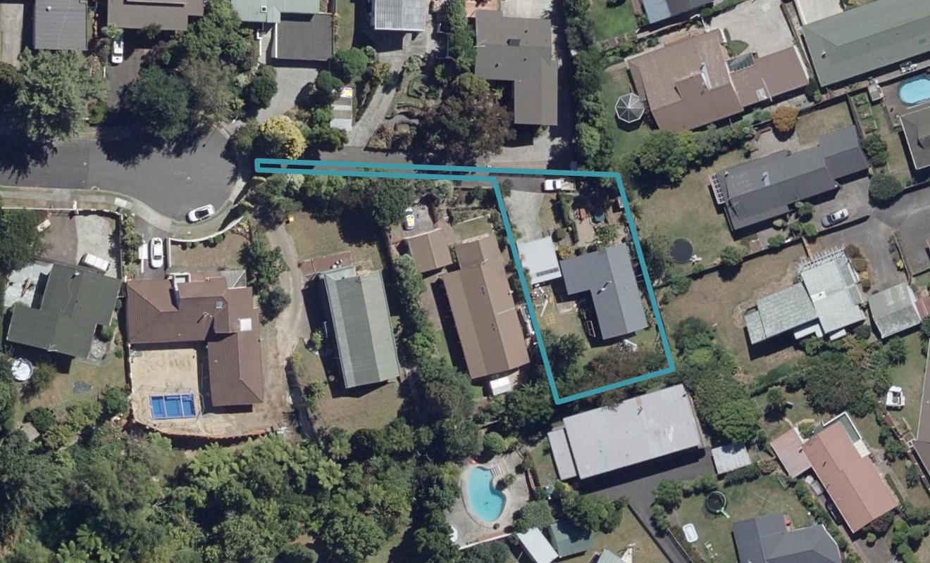 28 McLaren Place, Chedworth, Hamilton - Carousel 1