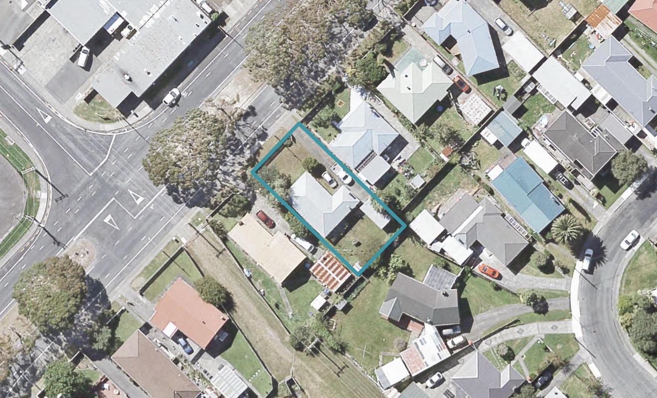 22 Parkway, Wainuiomata, Lower Hutt - Carousel 1