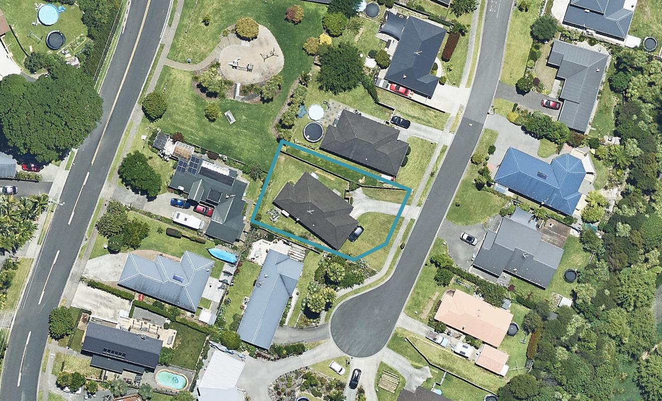 14 Avon Rise, Welcome Bay, Tauranga - Carousel 1