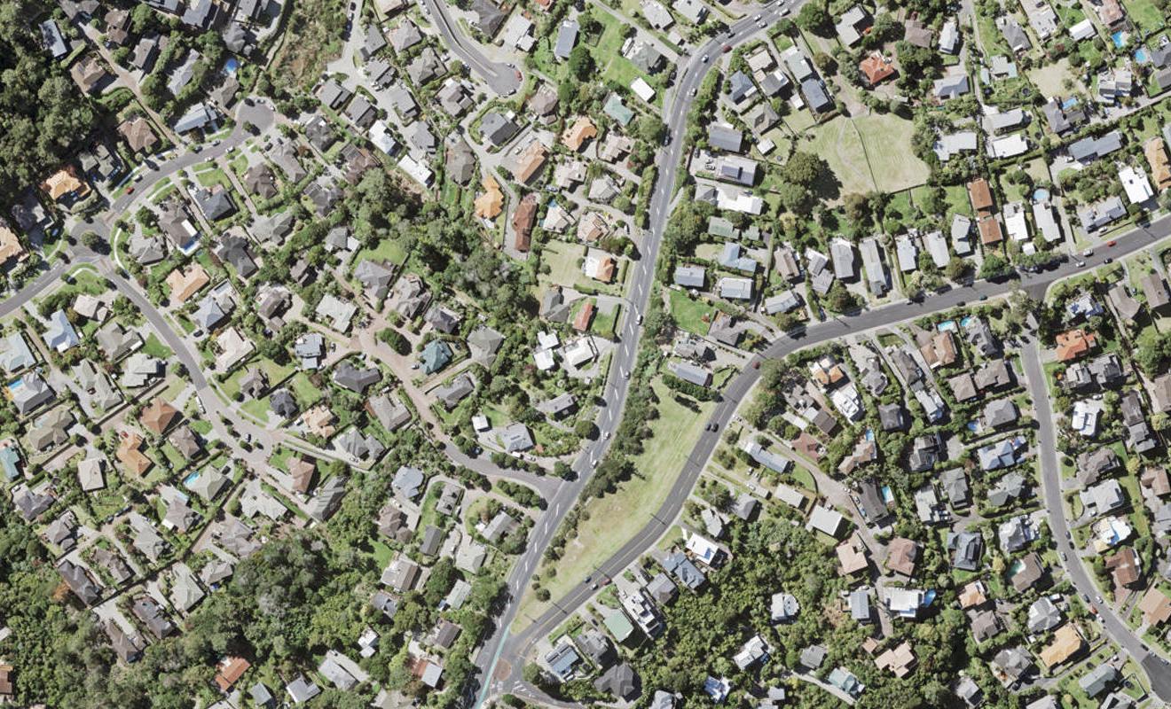 1/139 Browns Bay Road, Browns Bay, Auckland - Carousel 1