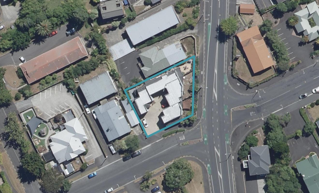 4/112 Clarence Street, Hamilton Lake, Hamilton - Carousel 1