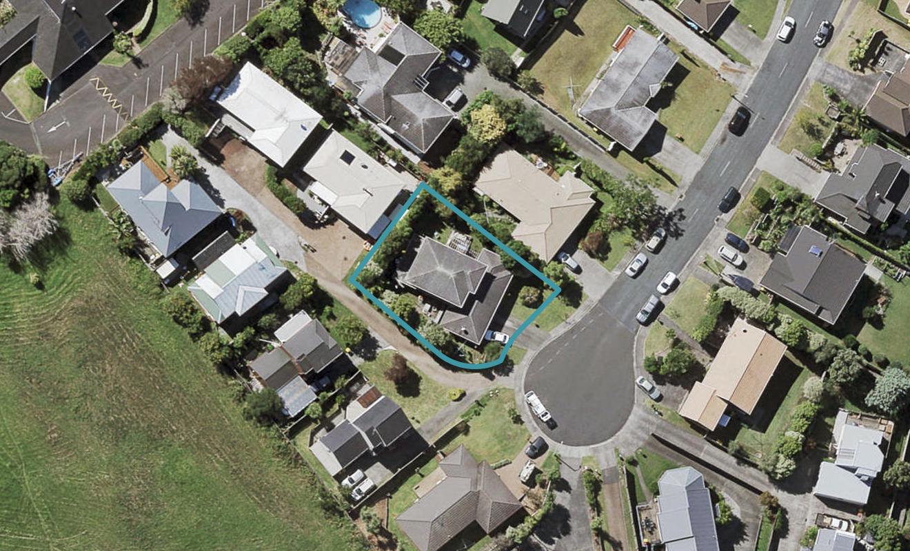 55 Centorian Drive, Windsor Park, Auckland - Carousel 1
