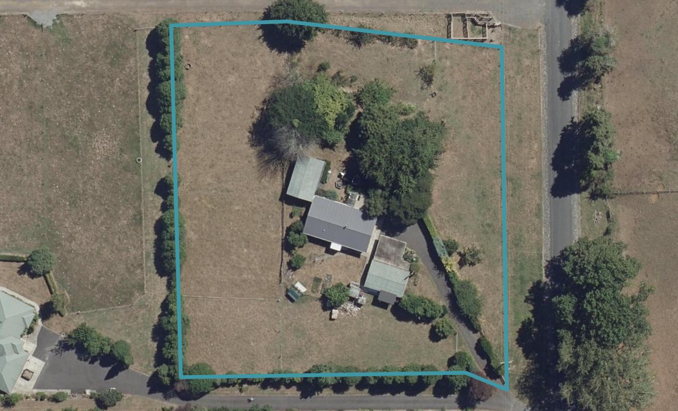 33 Wood Road, Temple View, Hamilton - Carousel 1