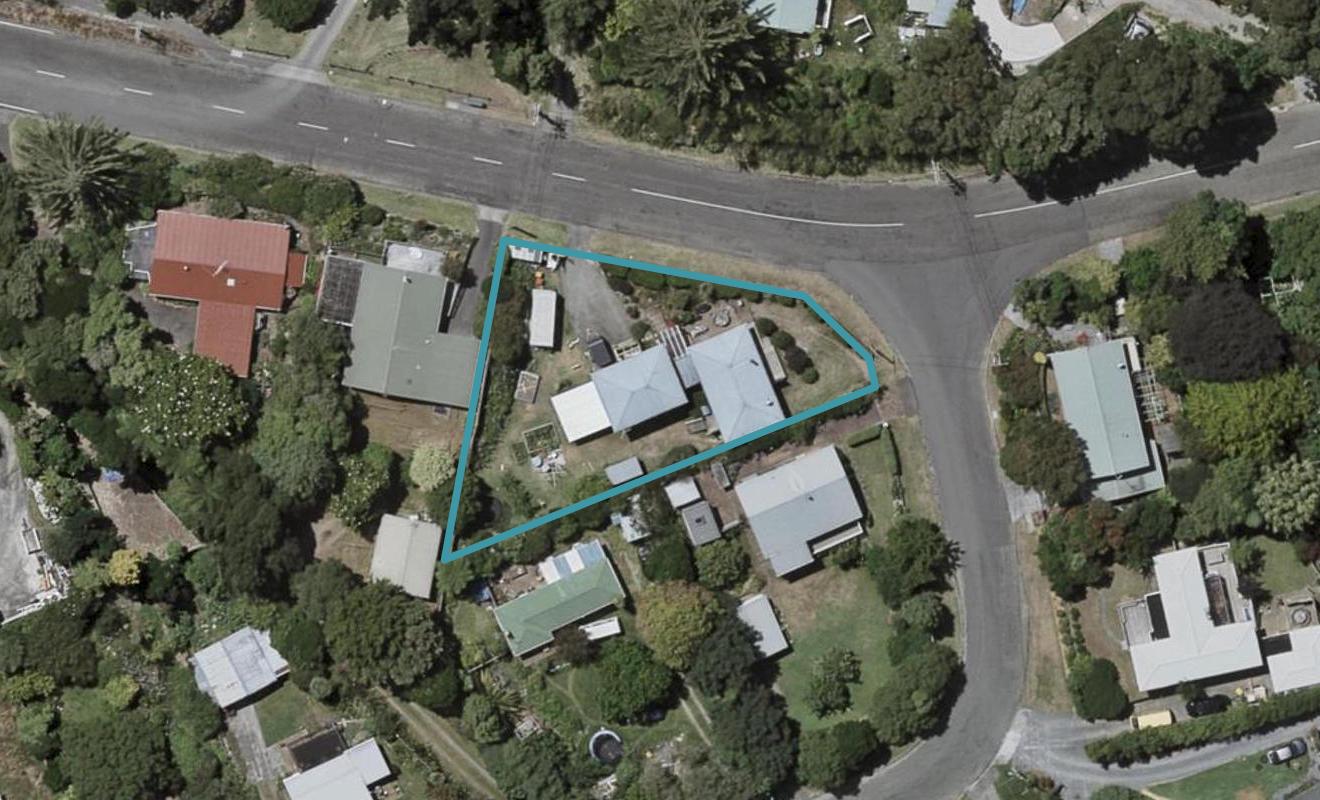 52 Makora Road, Otaihanga, Paraparaumu - Carousel 1