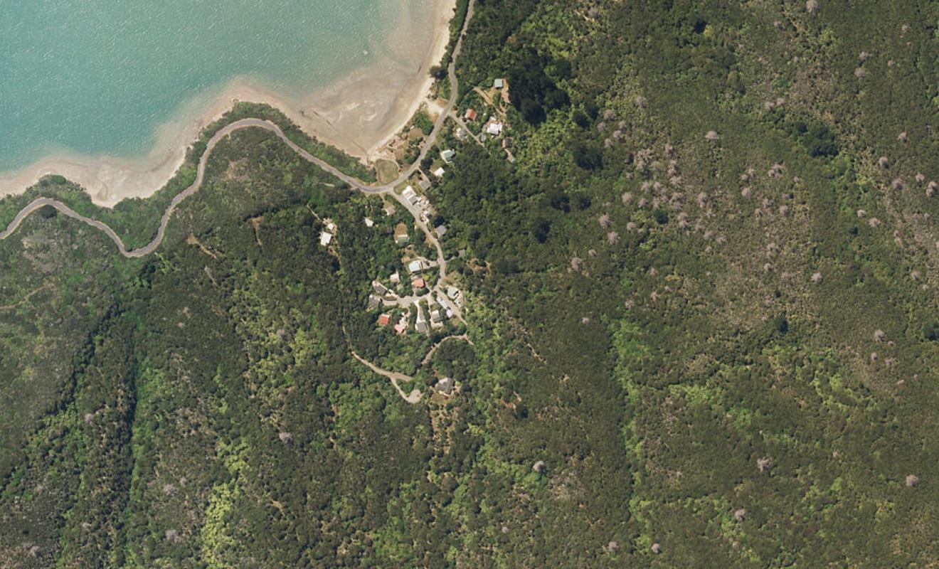 17 Sandy Bay, BLACK ROCK, MARLBOROUGH SOUNDS - Carousel 1
