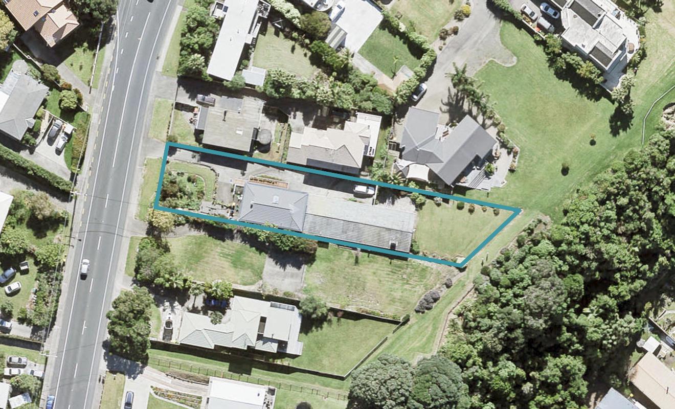 1017 Whangaparaoa Road, Matakatia, Whangaparaoa - Carousel 1