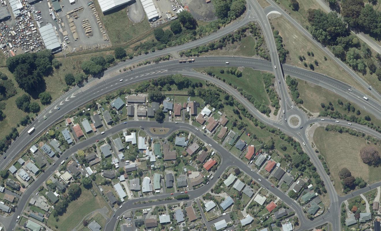 27 Kinmont Crescent, Kinmont Park, Mosgiel - Carousel 1