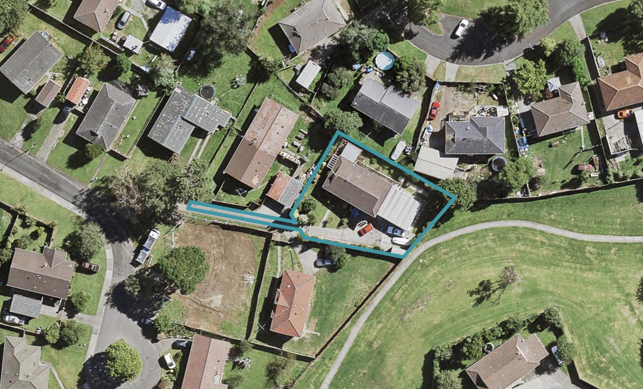 5 Igloo Place, Red Hill, Papakura - Carousel 1