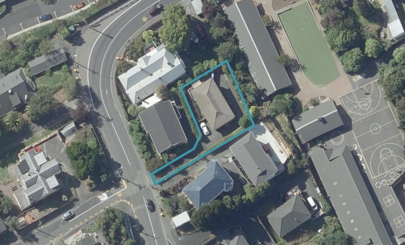 31 Easther Crescent, Kew, Dunedin - Carousel 1