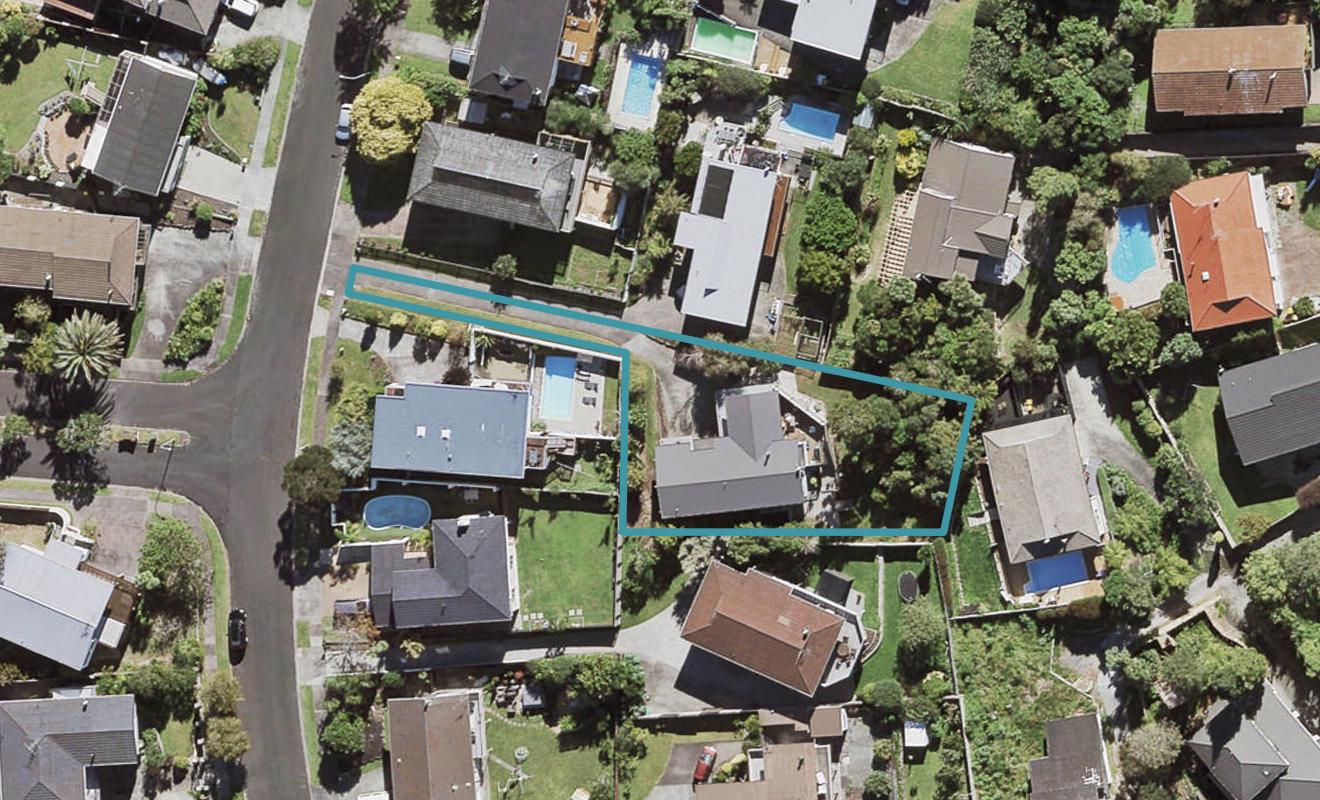 23 Chatswood Grove, Chatswood, Auckland - Carousel 1