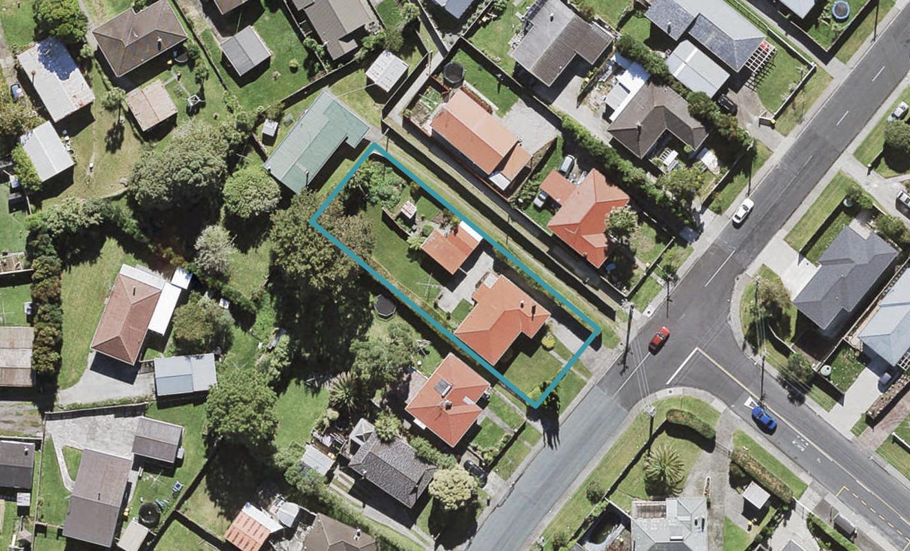 81 Farquhar Road, Glendene, Auckland - Carousel 1