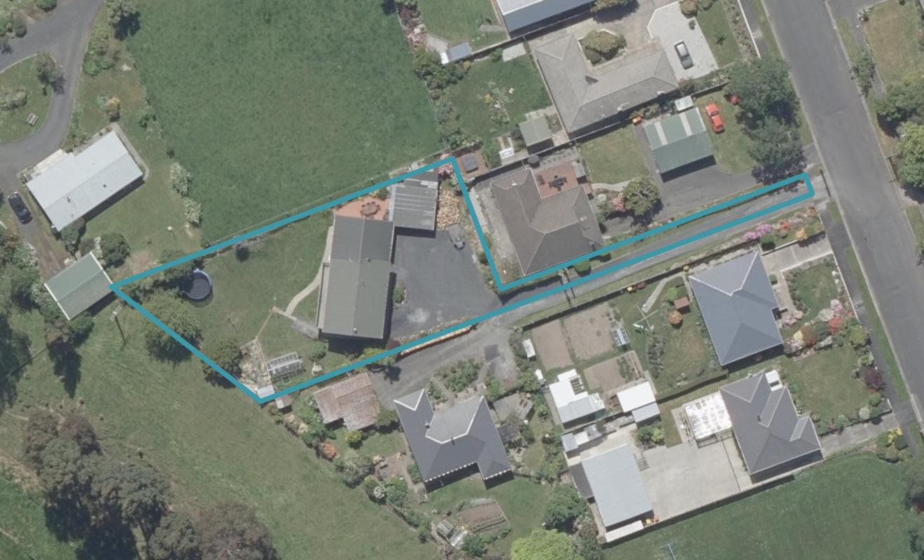 18 Lambert Street, Abbotsford, Dunedin - Carousel 1
