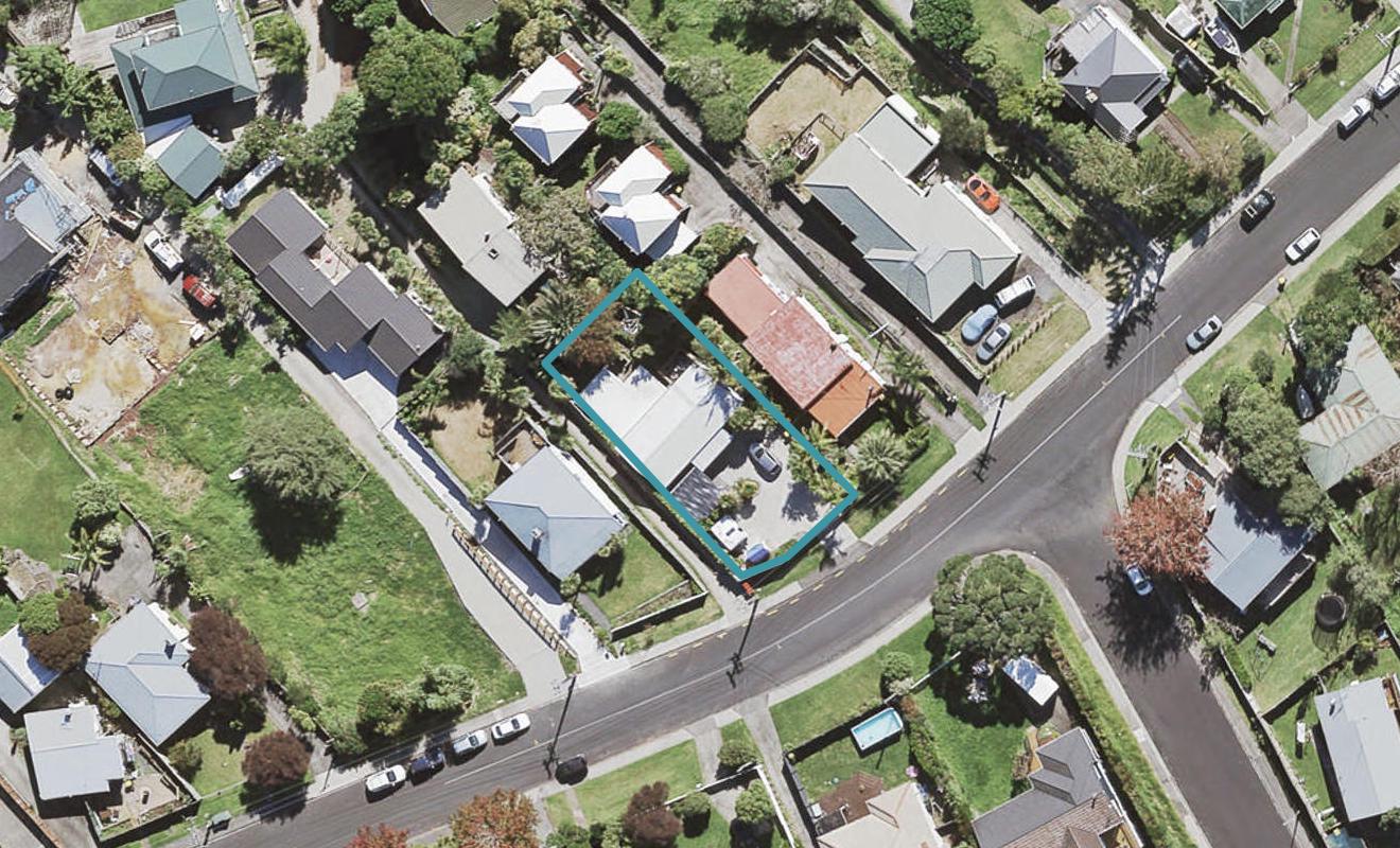 70 Verran Road, Birkdale, Auckland - Carousel 1