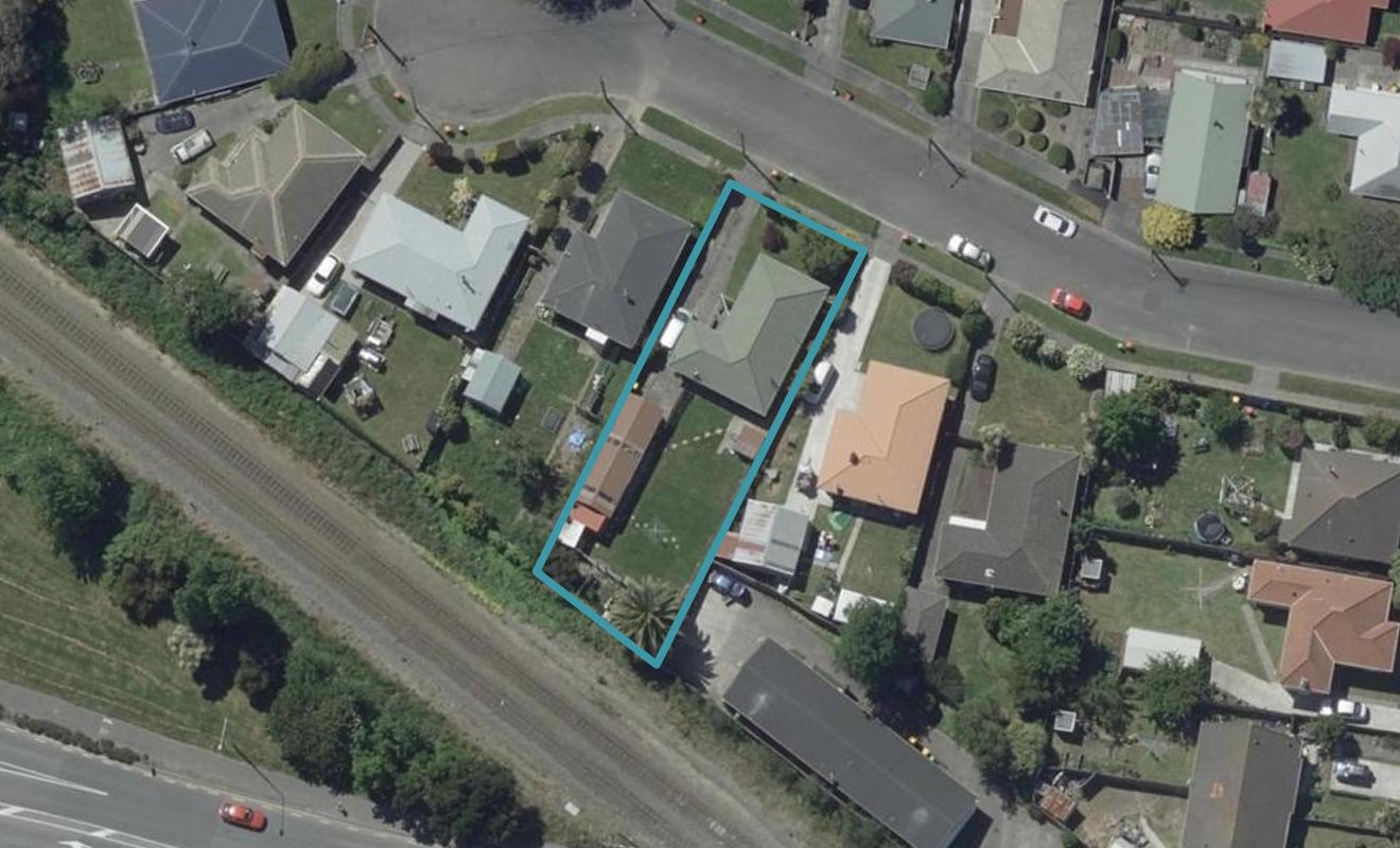 9 Adams Place, Woolston, Christchurch - Carousel 1