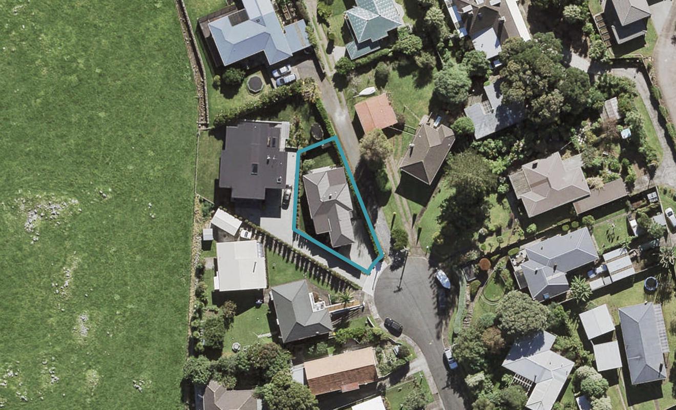 8A Waiana Avenue, Mangere Bridge, Auckland - Carousel 1