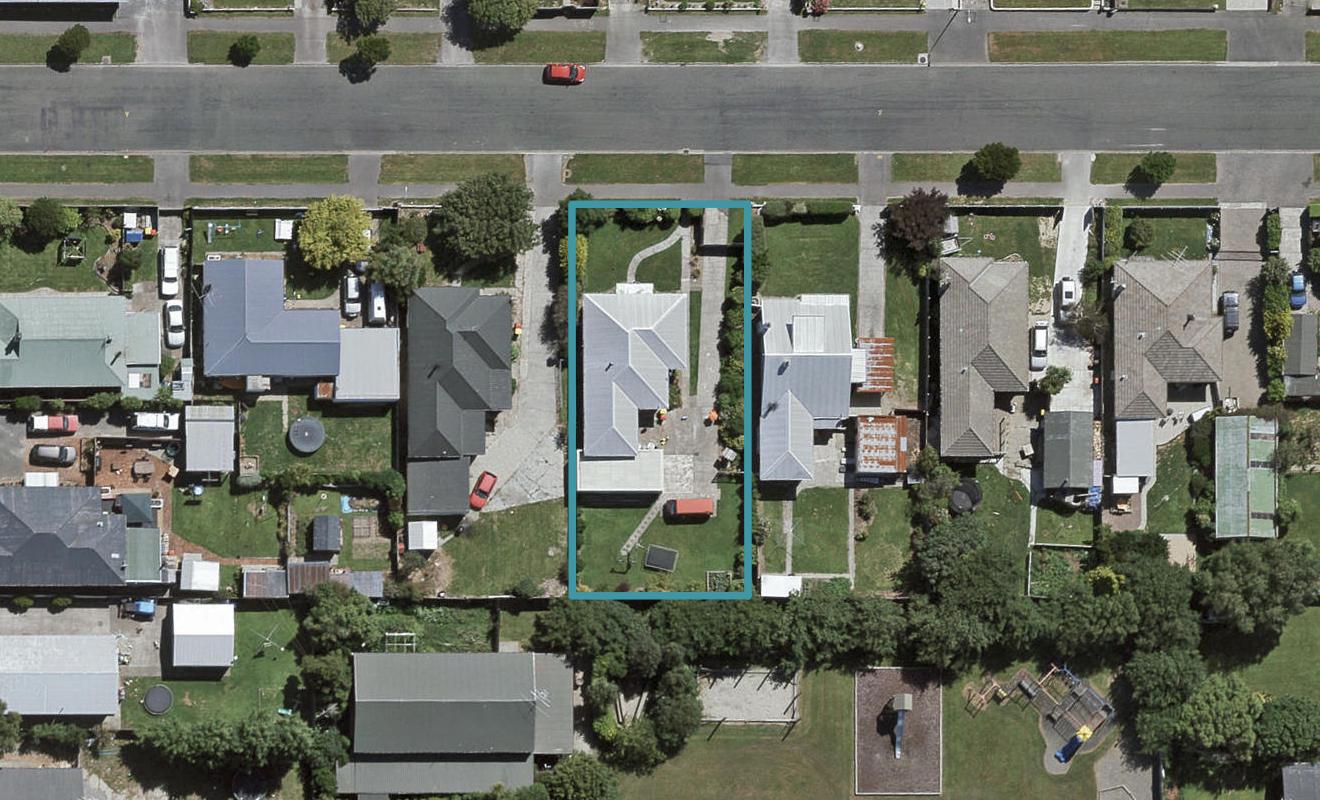 15 Murphy Street, Strathern, Invercargill - Carousel 1
