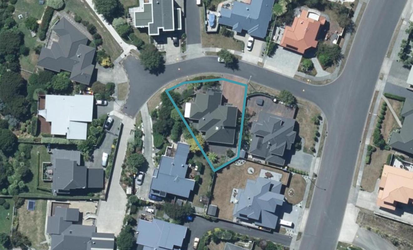 3 Astronomer Place, Whitby, Porirua - Carousel 1