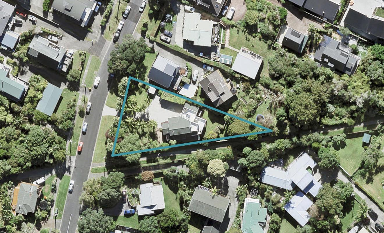 83 Hebron Road, Waiake, Auckland - Carousel 1