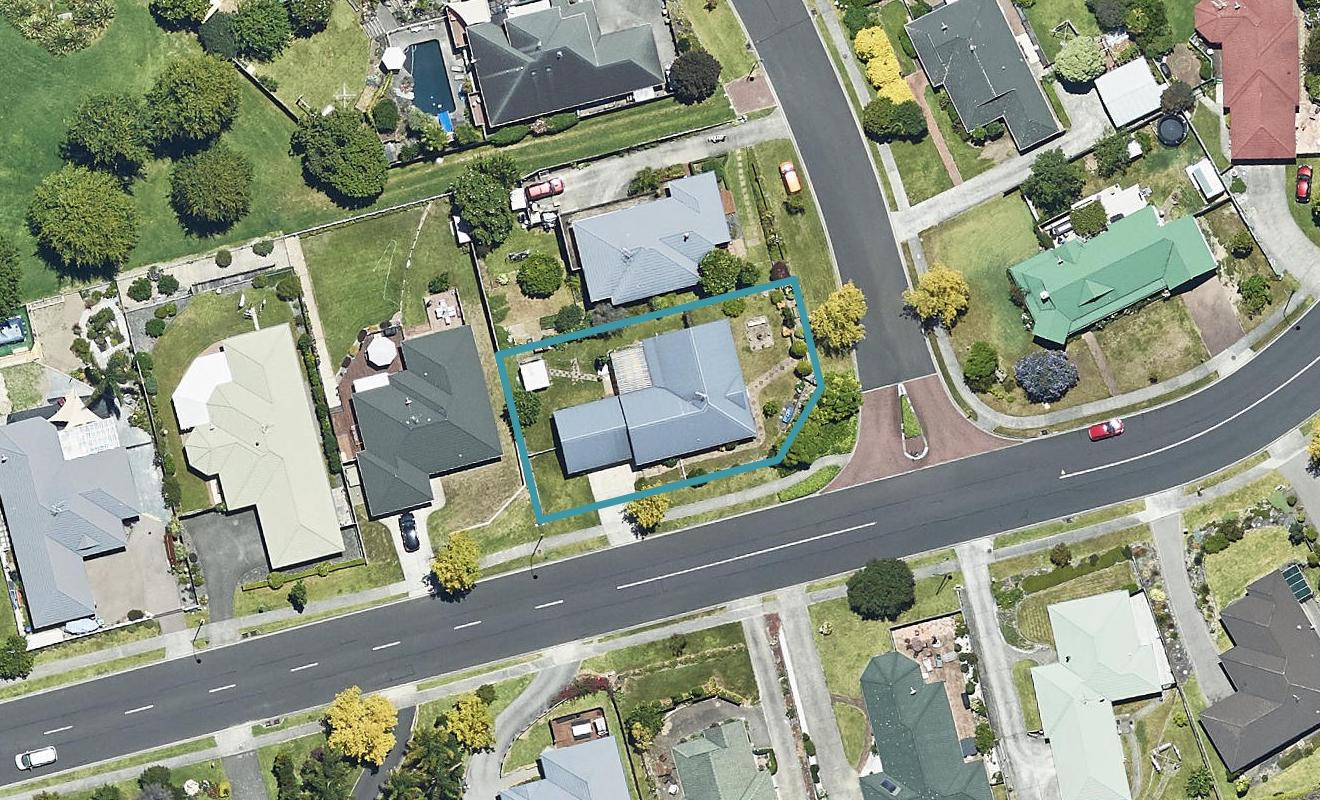 26 Rowesdale Drive, Ohauiti, Tauranga - Carousel 1