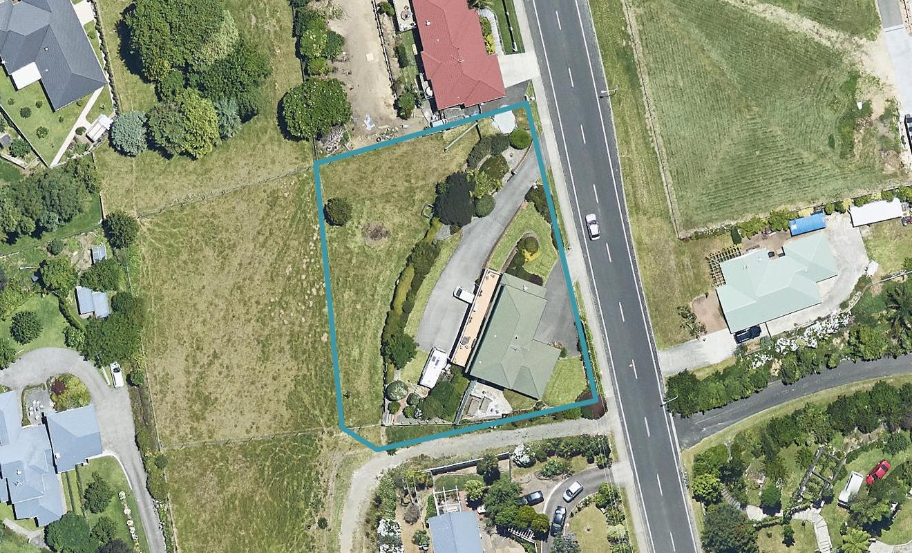 116 Waikite Road, Welcome Bay, Tauranga - Carousel 1