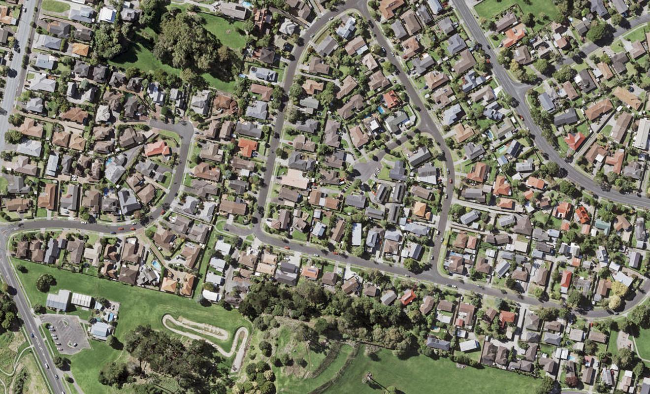2/12 Mimosa Place, Half Moon Bay, Auckland - Carousel 1